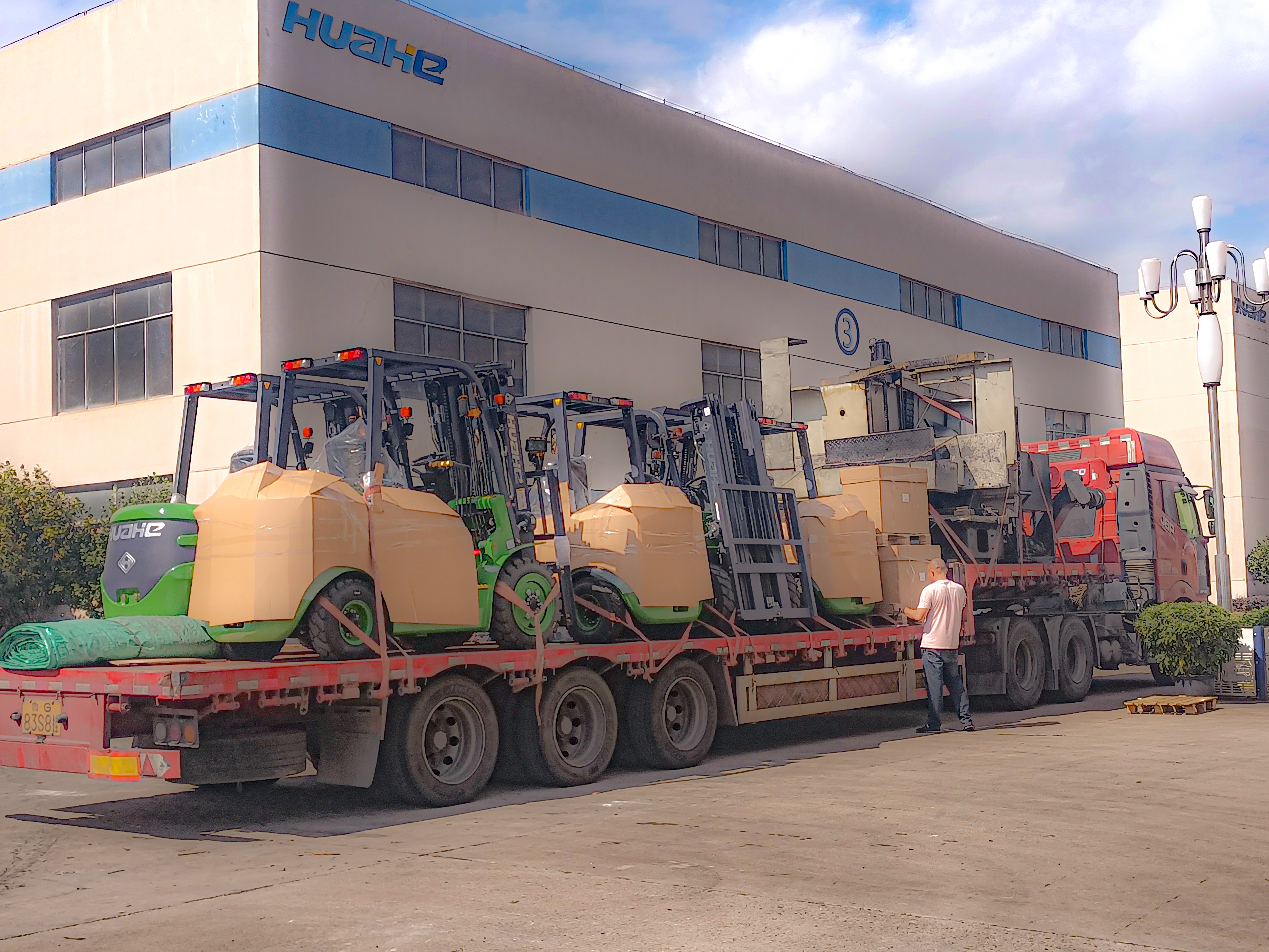 叉车装货 （滤镜上传)